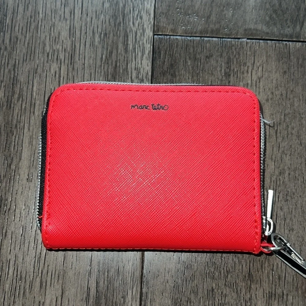 Marc Tetro gently used